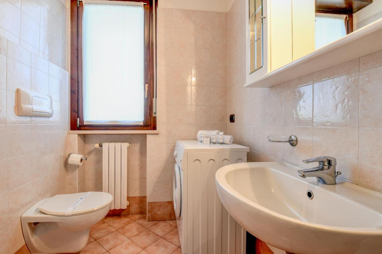 Residence Meridiana Peschiera del Garda Luaran gambar