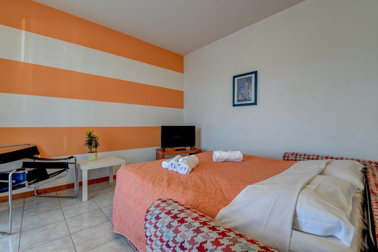 Residence Meridiana Peschiera del Garda Luaran gambar