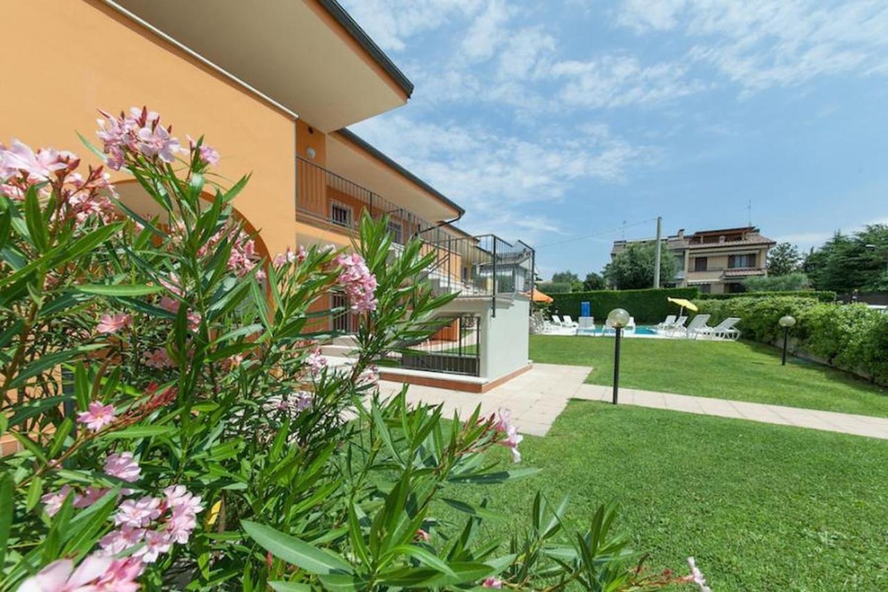 Residence Meridiana Peschiera del Garda Luaran gambar