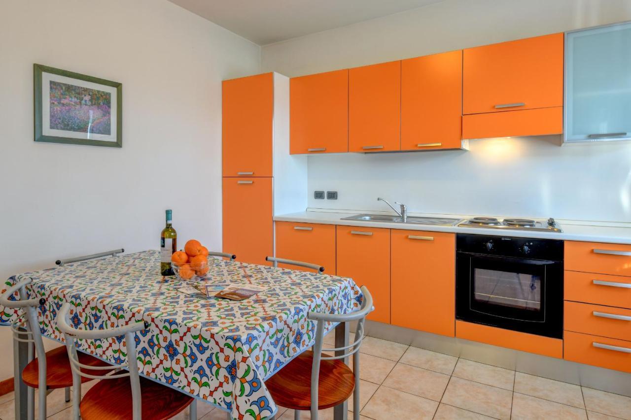 Residence Meridiana Peschiera del Garda Luaran gambar
