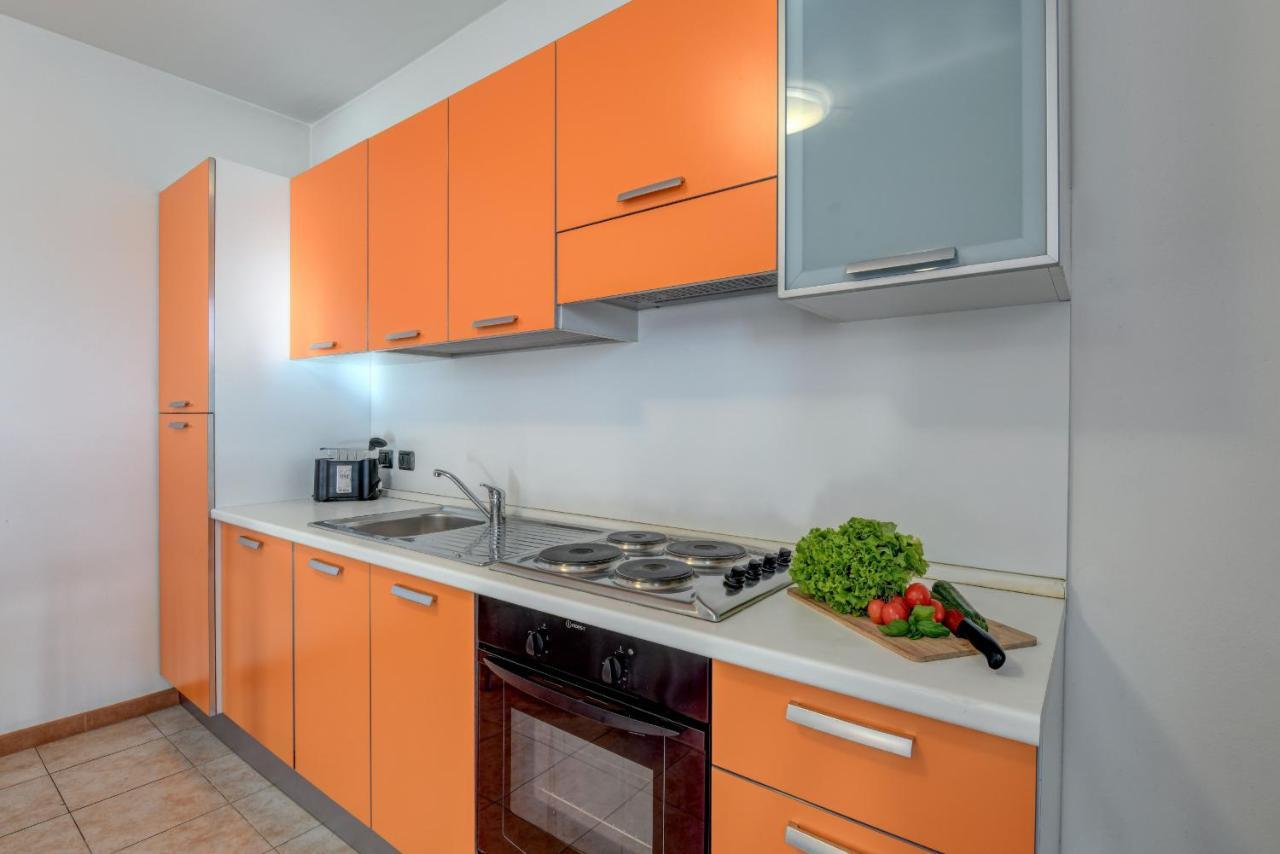 Residence Meridiana Peschiera del Garda Luaran gambar